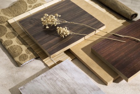 Aké druhy dreva sa používajú na drevené podlahy a ako si vybrať správny vzor parkiet